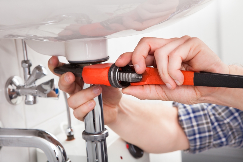 Emergency Plumber Esher, Claygate, KT10